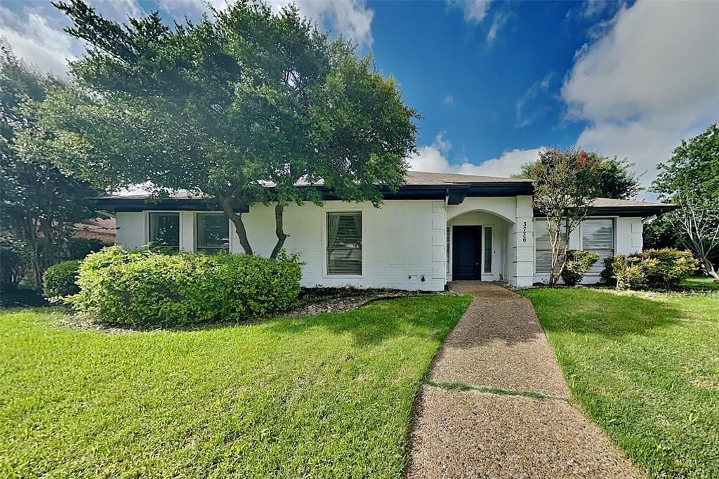 3736 Solarium Place, Plano