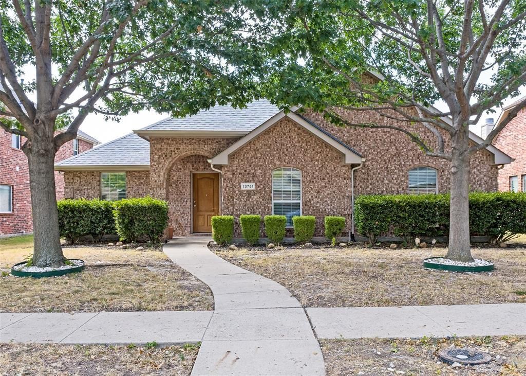 13751 Lincolnshire Lane, Frisco