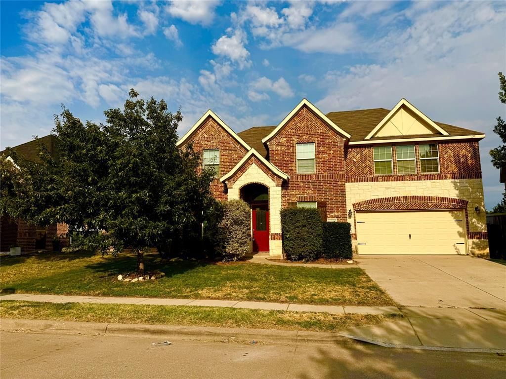 5021 Sunwood Circle, Fort Worth