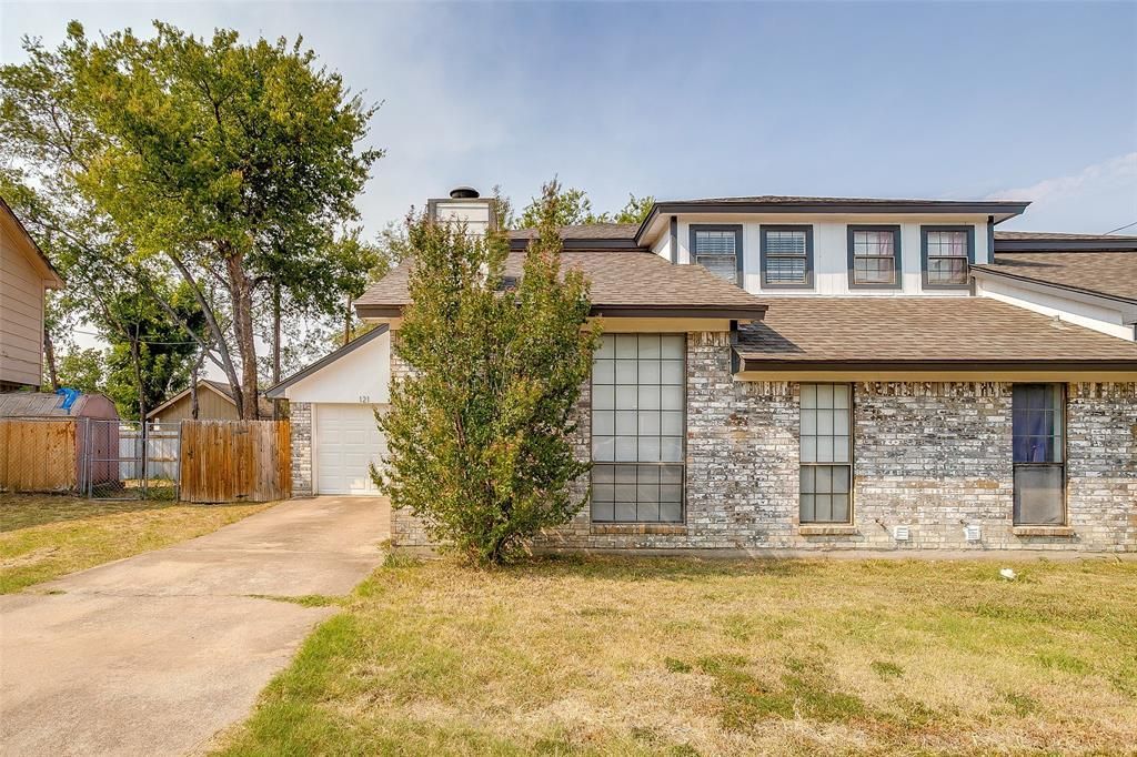 121 Myers Drive, White Settlement