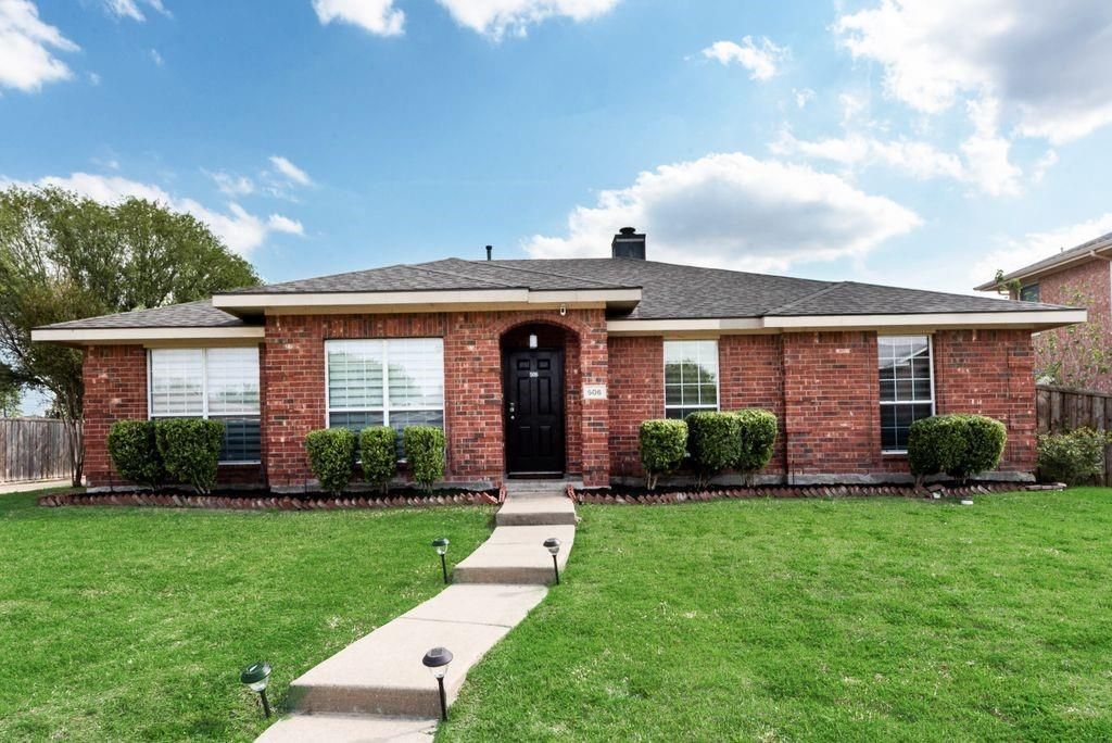 506 Pecos Path Drive, Murphy