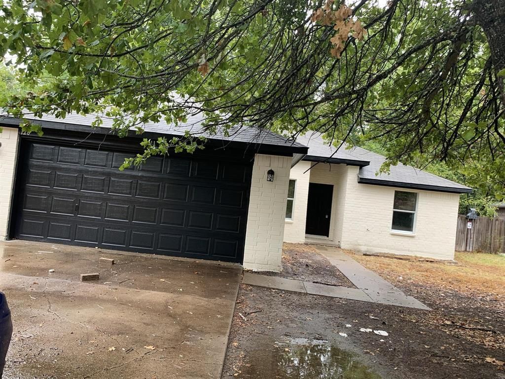120 Plumthicket Lane, Trinidad