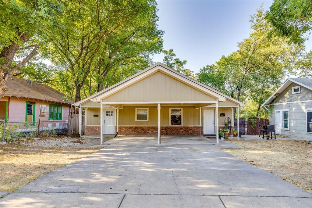 2616 Bomar Avenue 2618, Fort Worth