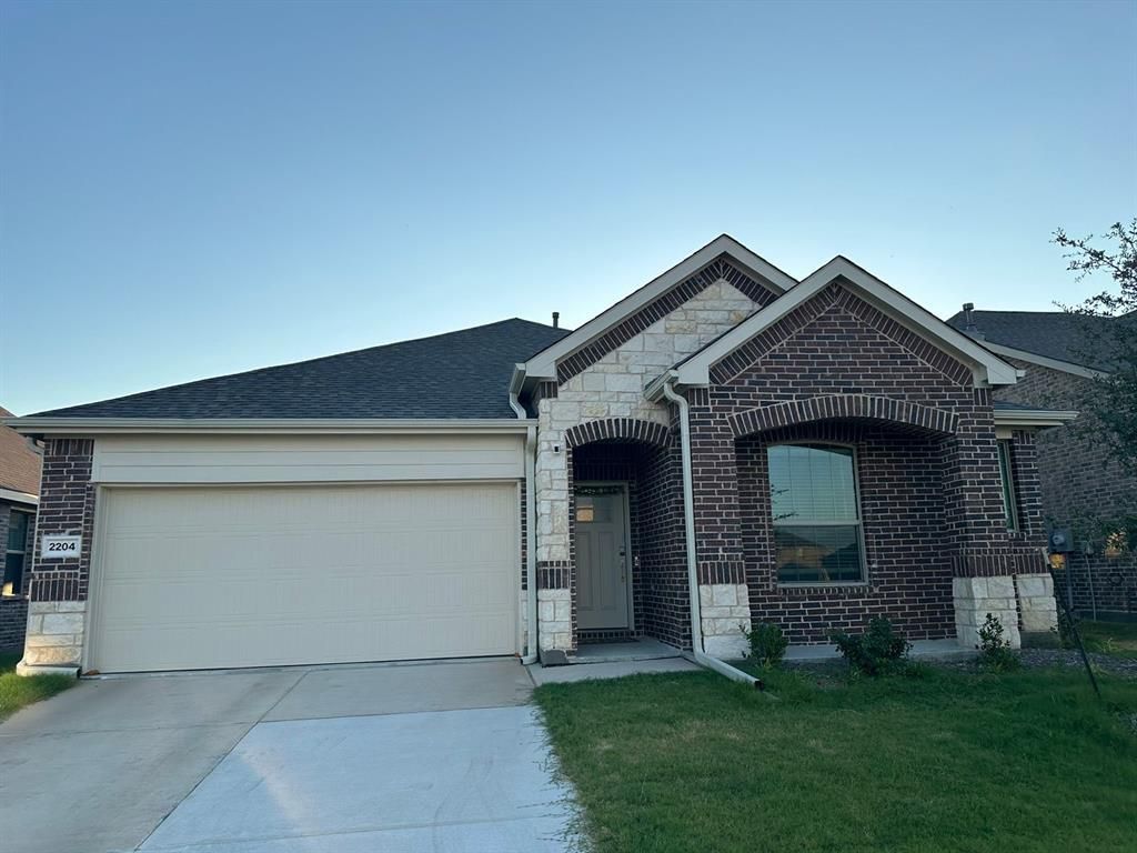 2204 Okeefe Drive, Little Elm