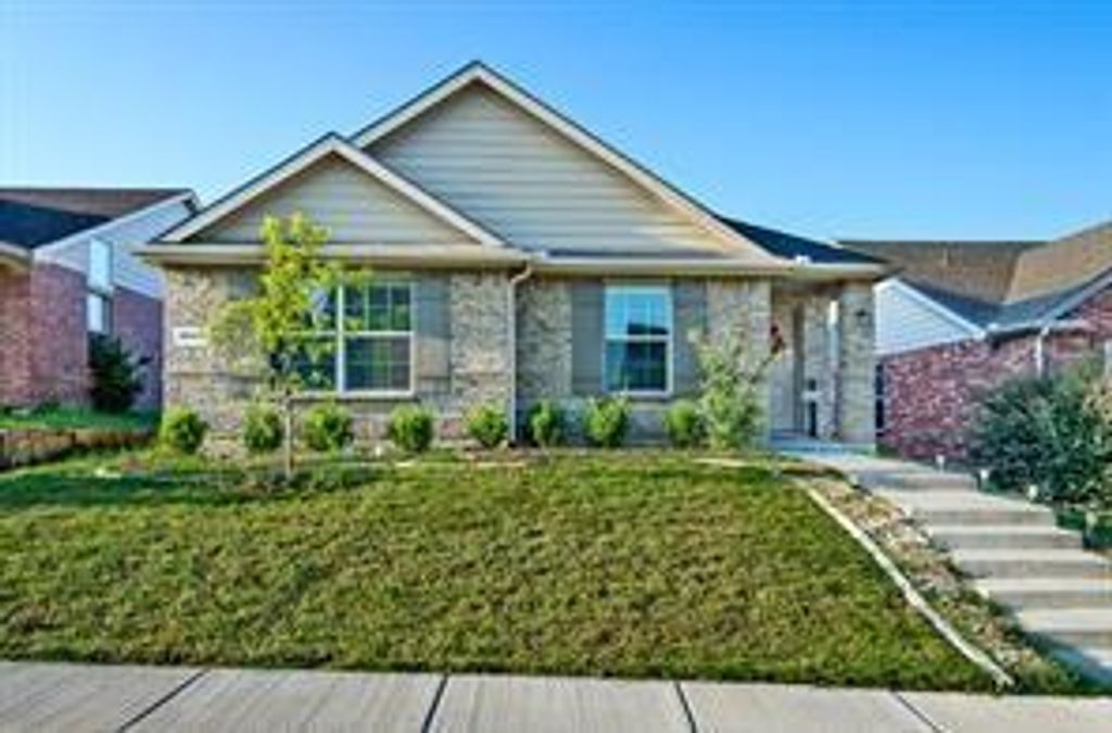 8924 Wild Rose Lane, Cross Roads