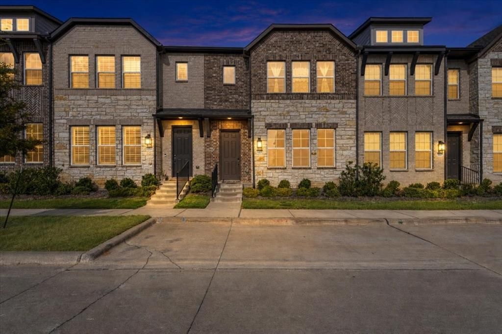 2223 Adena Springs Drive, Allen