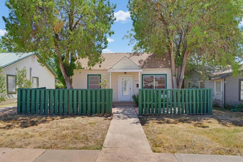 2717 S 11th Street, Abilene