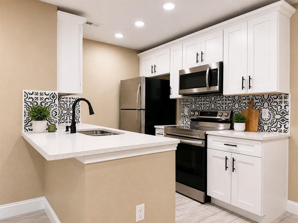 12802 Midway Road 2015, Dallas