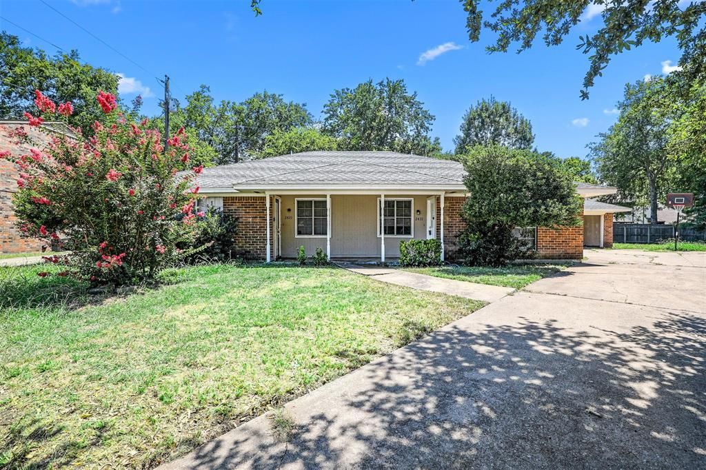 2429 Lakeview Circle 2431, McKinney
