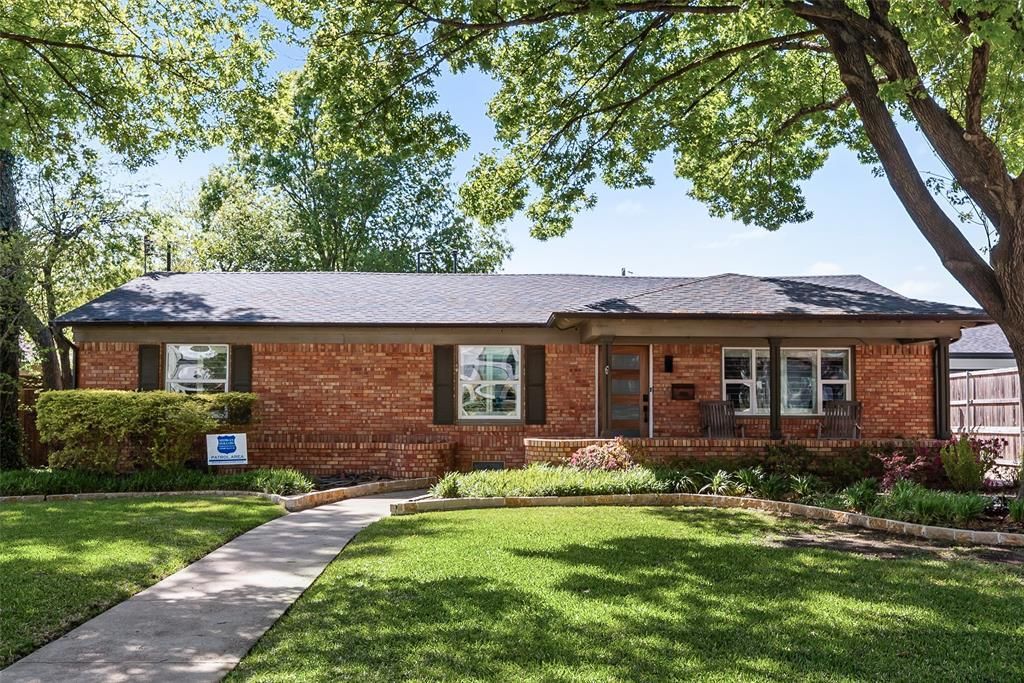 9911 Hurley Way, Dallas