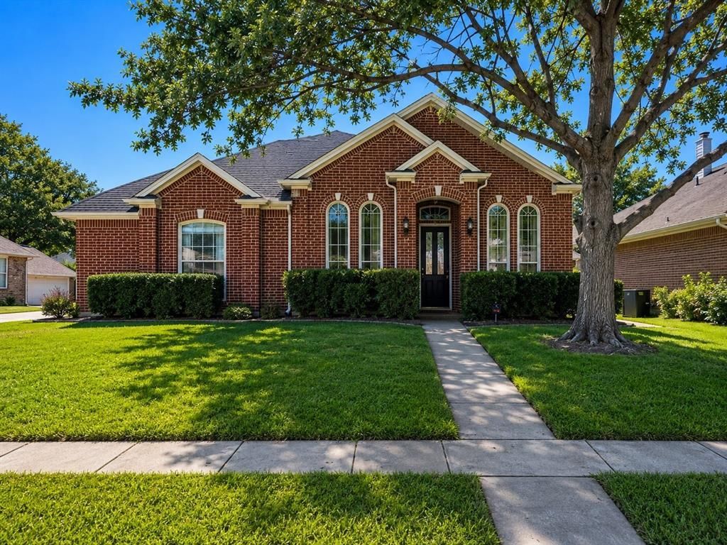 212 Longview Court, Keller