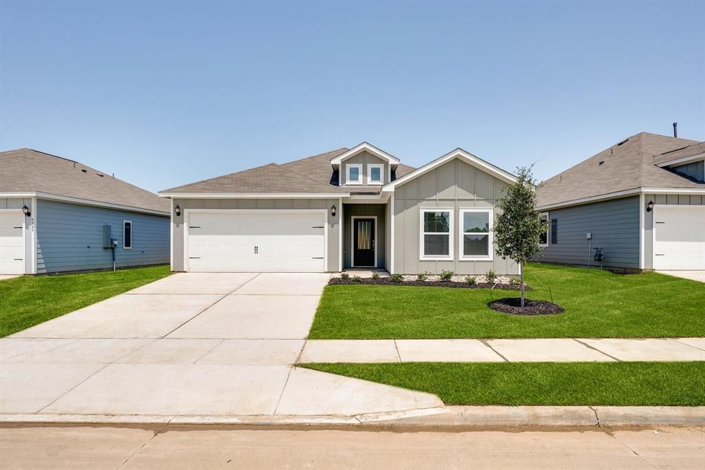9648 Stranton Drive, Fort Worth