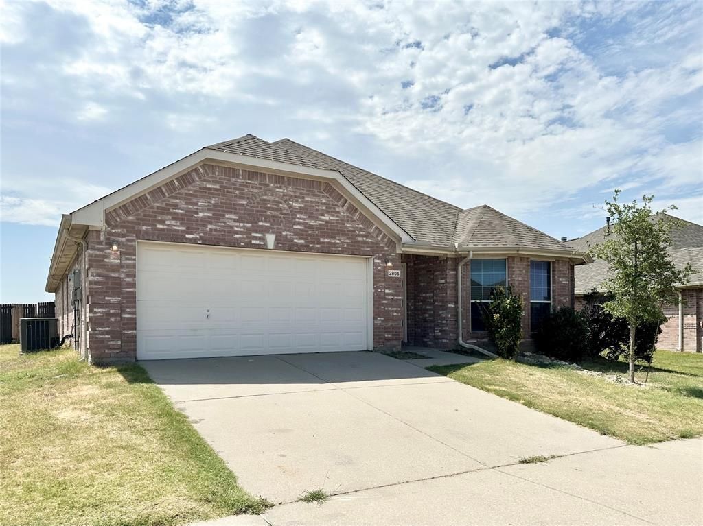 2805 Arabian Lane, Celina