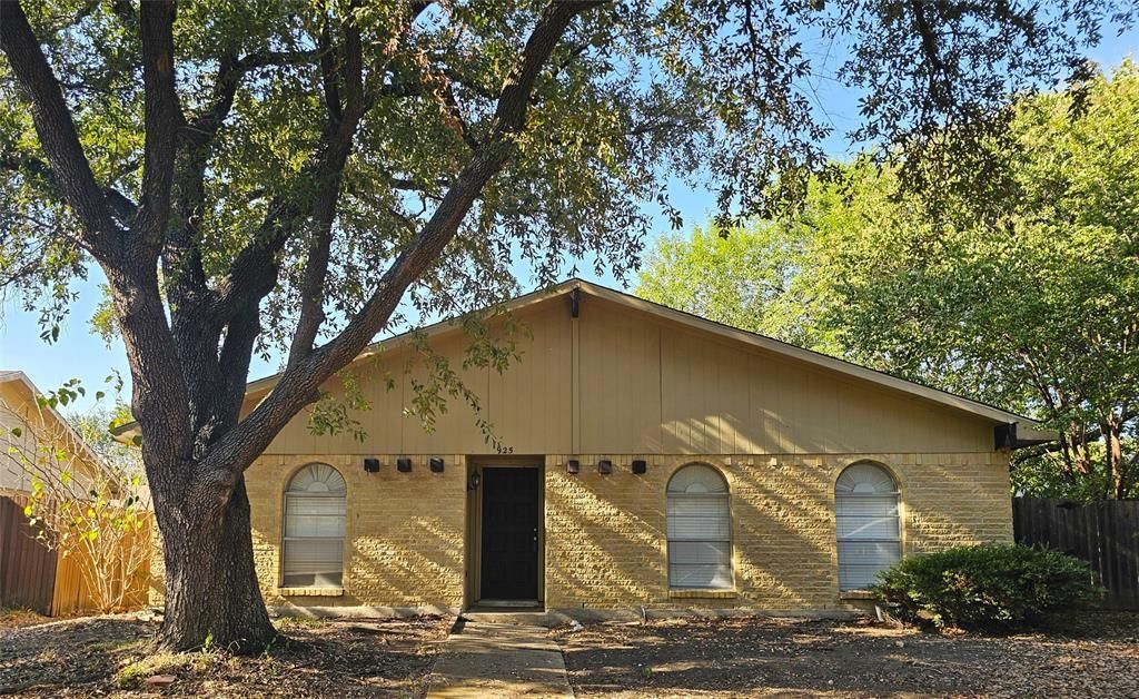 925 Whitehall Drive, Plano