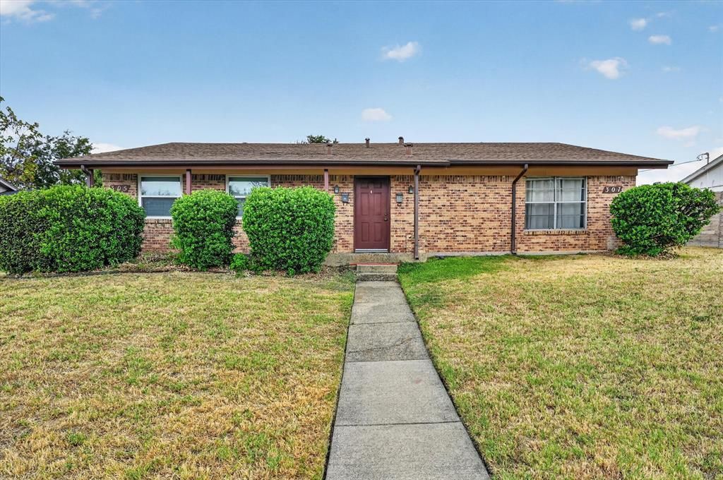 305 Cliff Drive, Garland