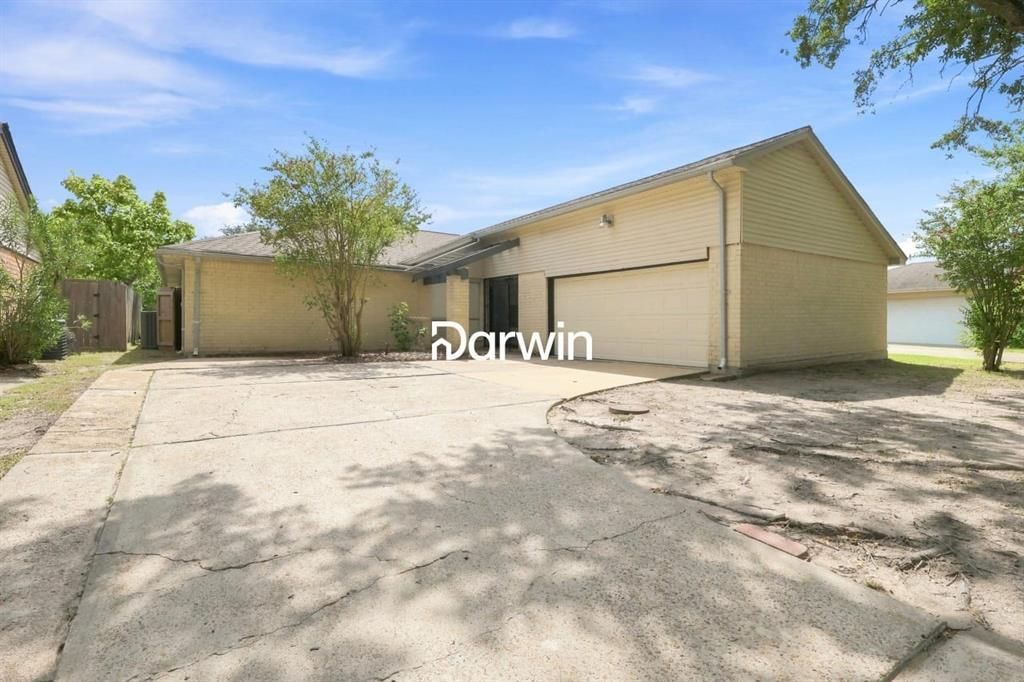 1334 Willersley Lane, Channelview