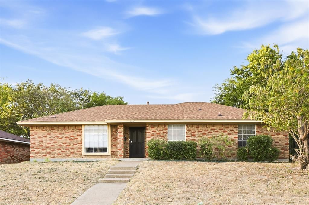 1315 Drury Drive, Dallas