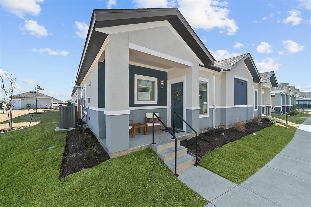 1516 Hello, McKinney