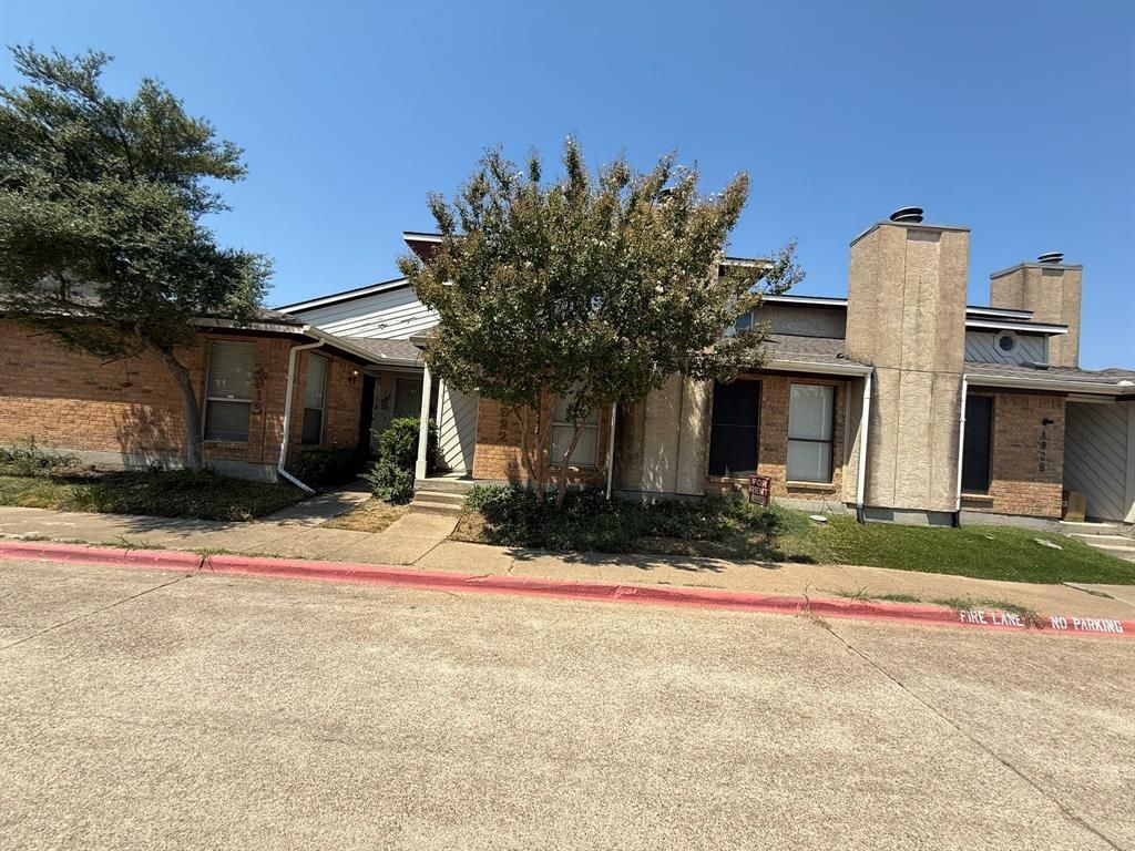 4922 Rolling Vista, Mesquite