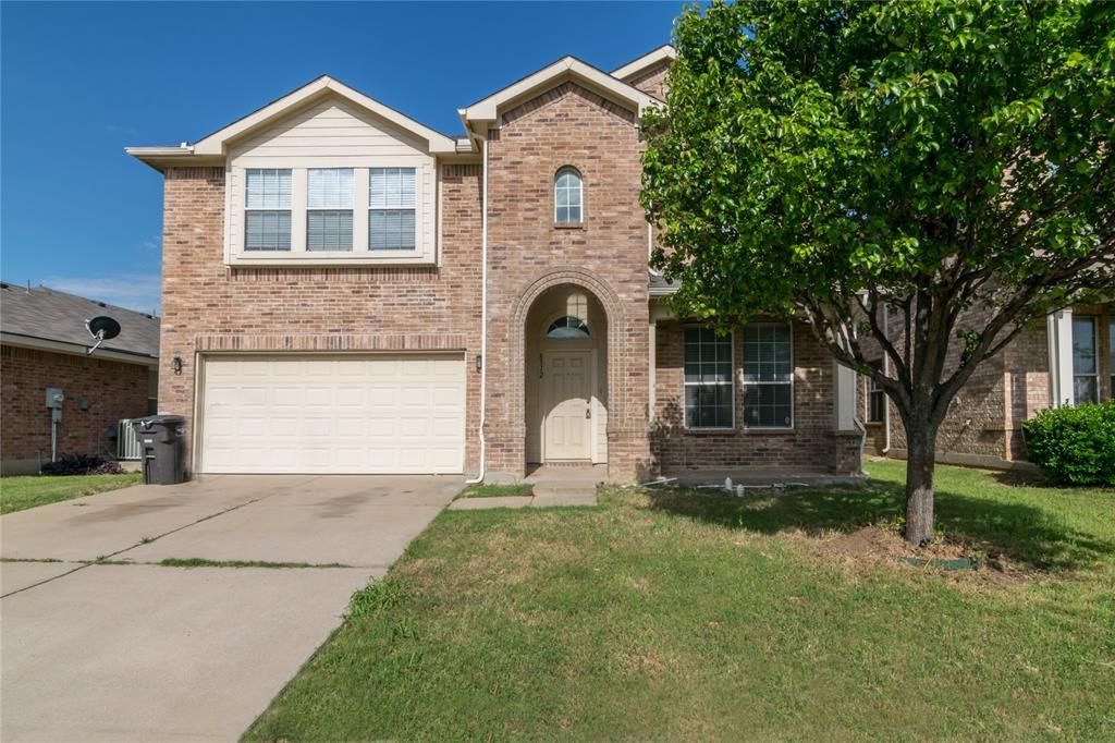 8512 Prairie Wind Trail, Fort Worth