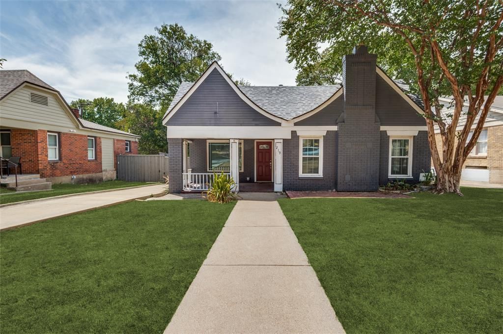 219 S Briscoe Boulevard, Dallas