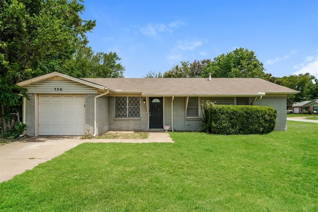 736 Treadwell Drive, Hurst