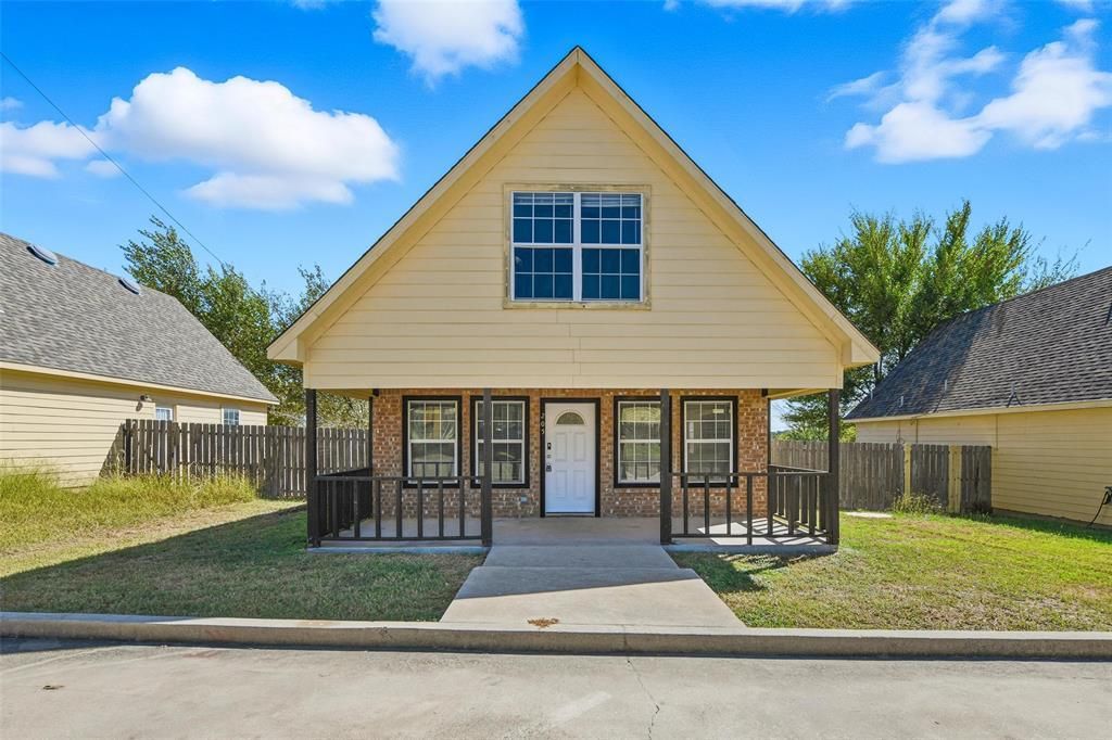 236 Private Road 4573, Boyd