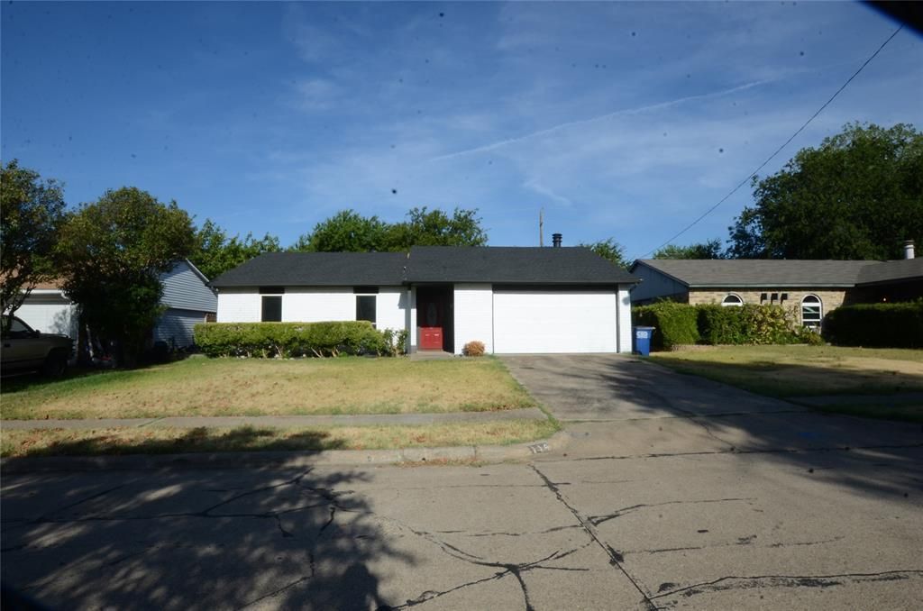 114 W Way Drive, Allen