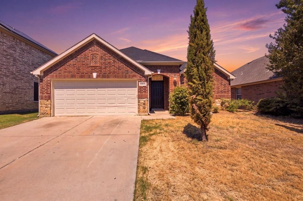 10013 Daly Drive, Hurst