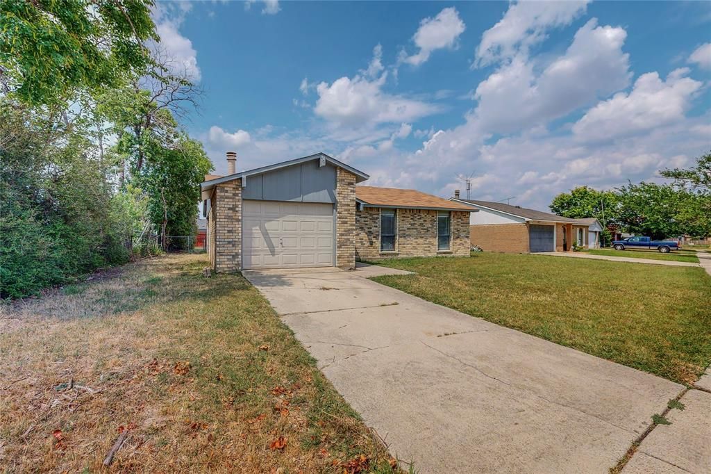 5568 Ragan Drive, The Colony