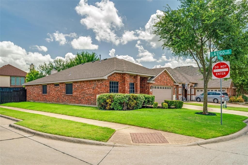 3925 La Tierra Linda Trail, McKinney