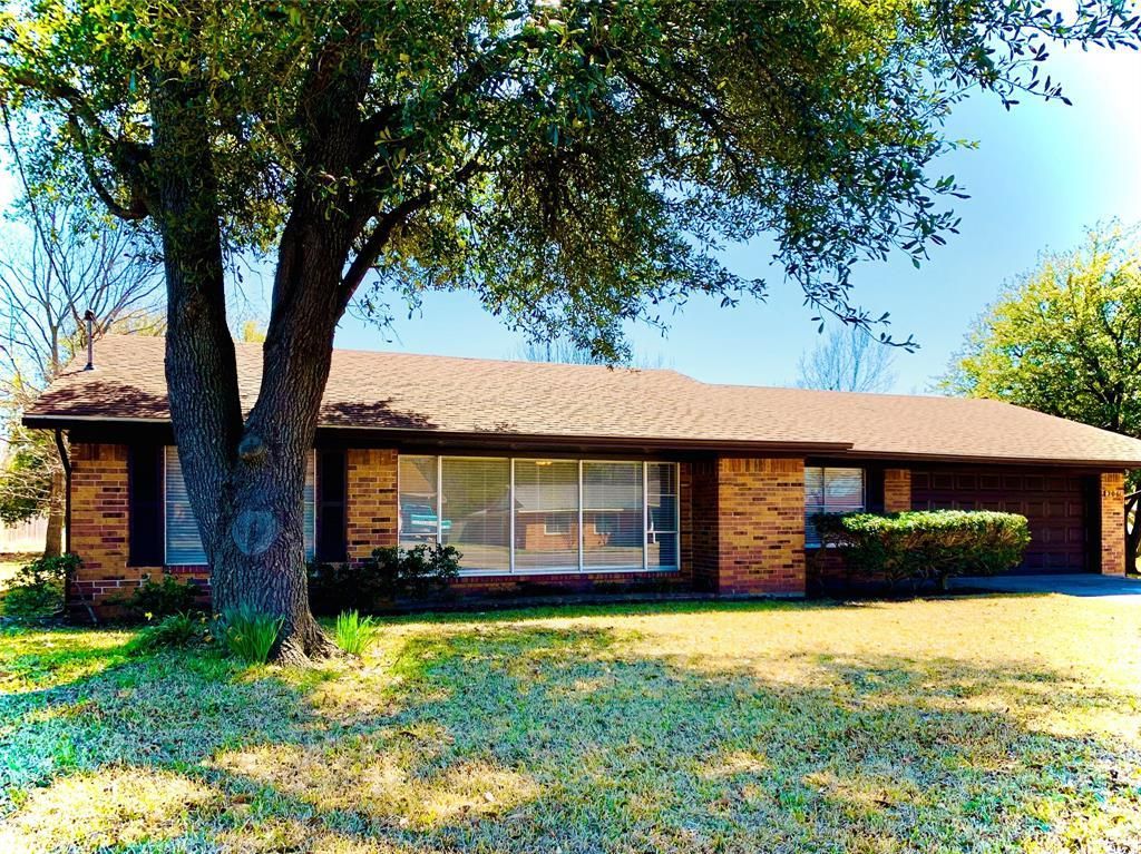 306 Pecan Street, Howe