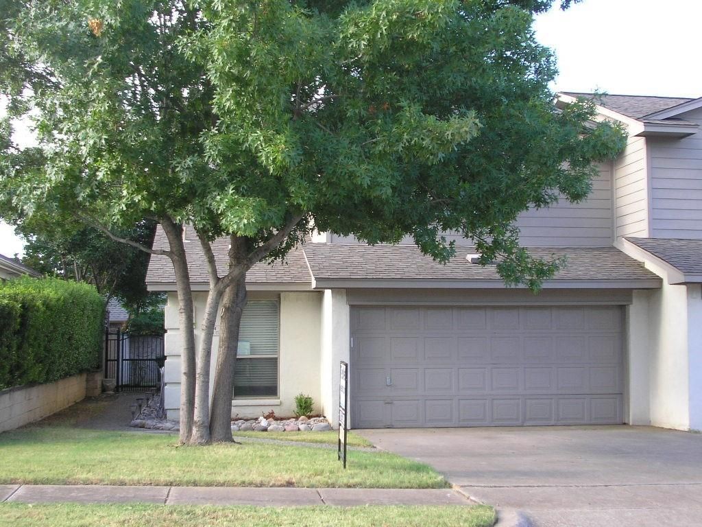 224 Wayside Court, Bedford