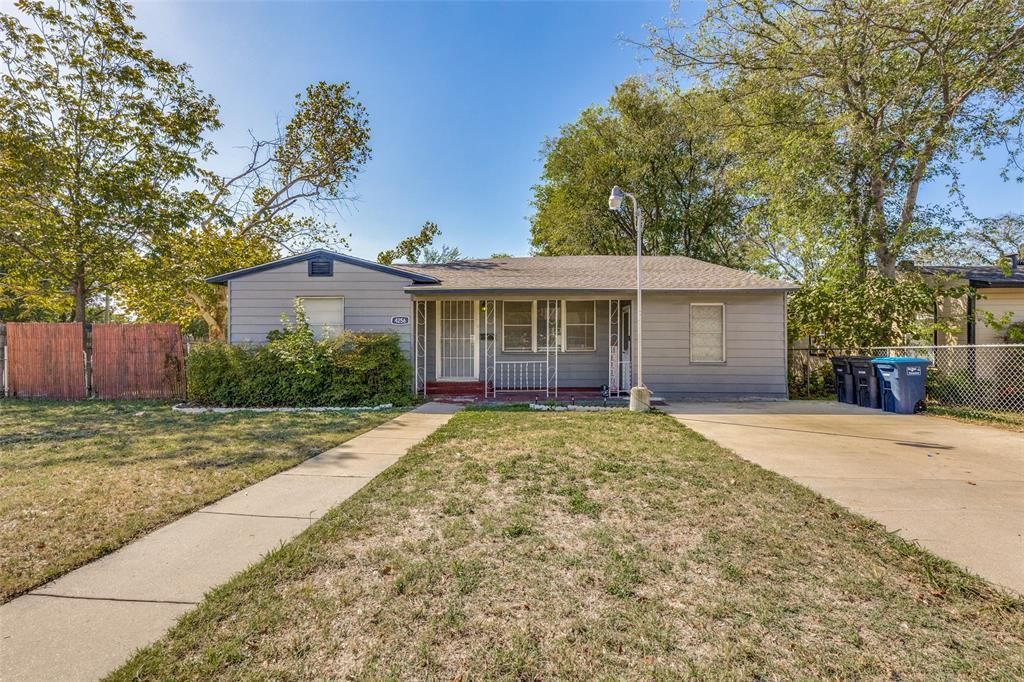 4256 Standish Road, Fort Worth