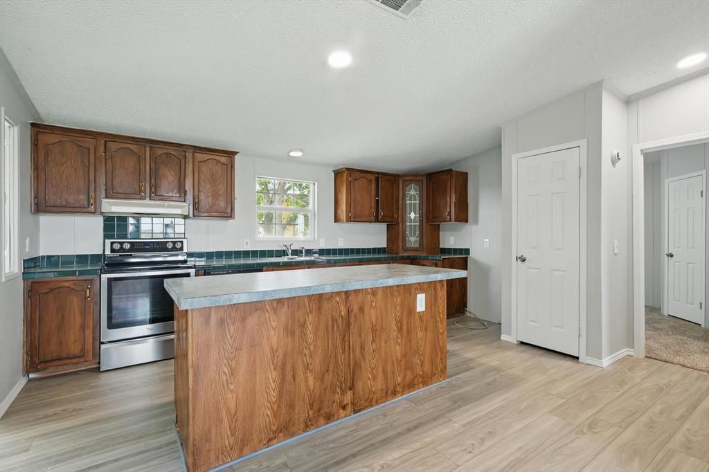 6094 Smiley Road, Celina