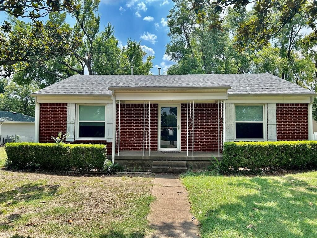 1202 Overhill Drive, Garland