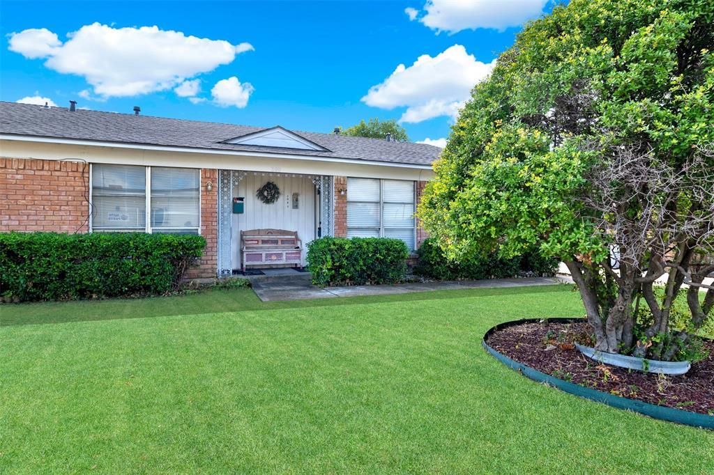300 Hilltop Avenue A, Richardson
