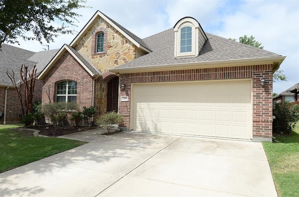 3300 Glen Crest Lane, Denton