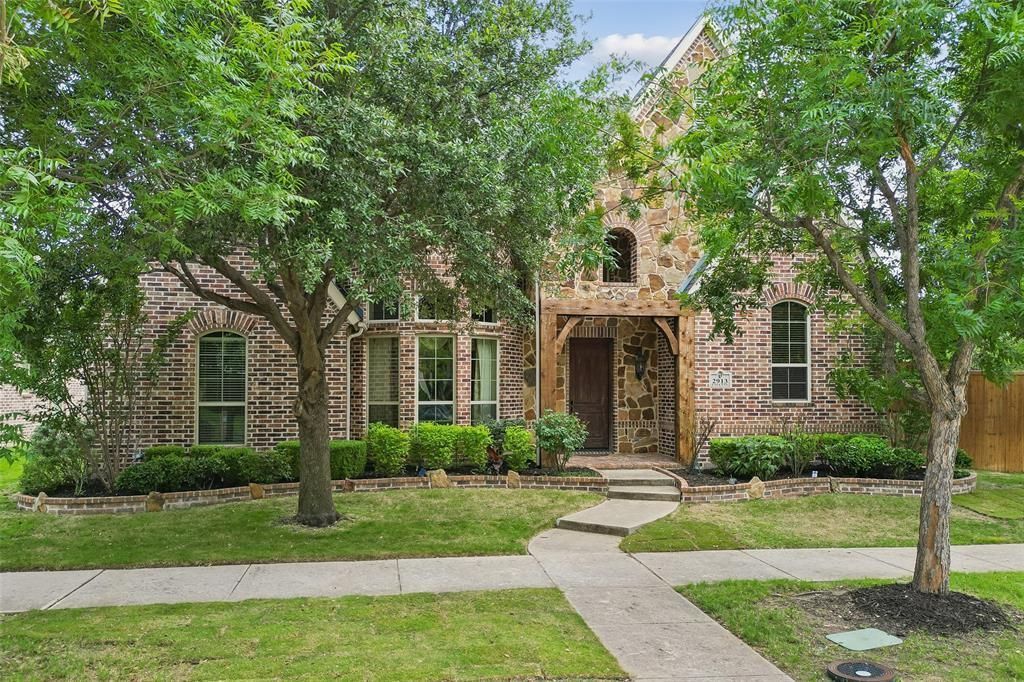 2913 Fayette Trail, Frisco
