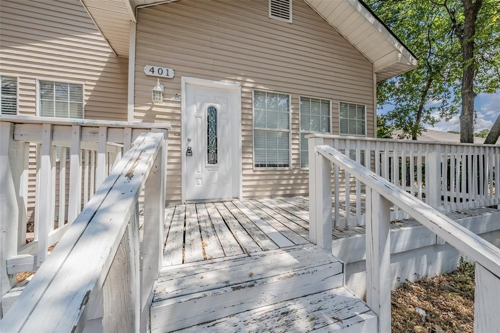 401 S Anglin Street, Cleburne