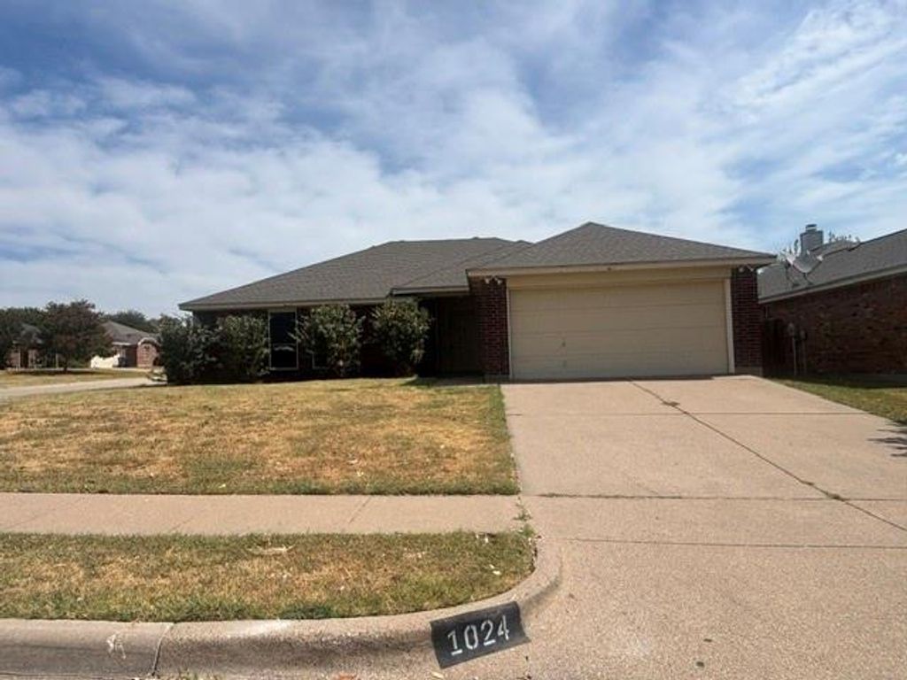 1024 Carlin Lane, Burleson