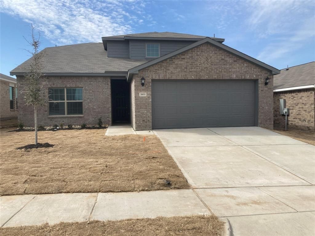 2033 Delta Downs Drive, Seagoville