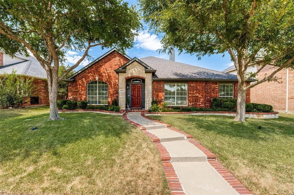 1535 Sandlewood Drive, Allen
