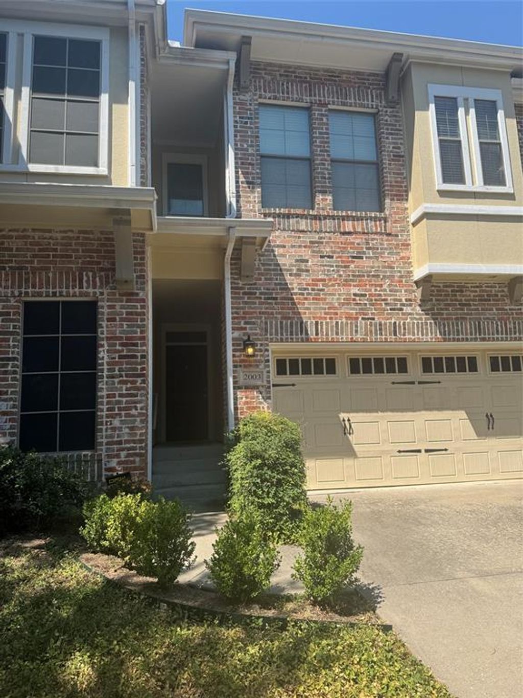 2003 Garden View Lane, Richardson
