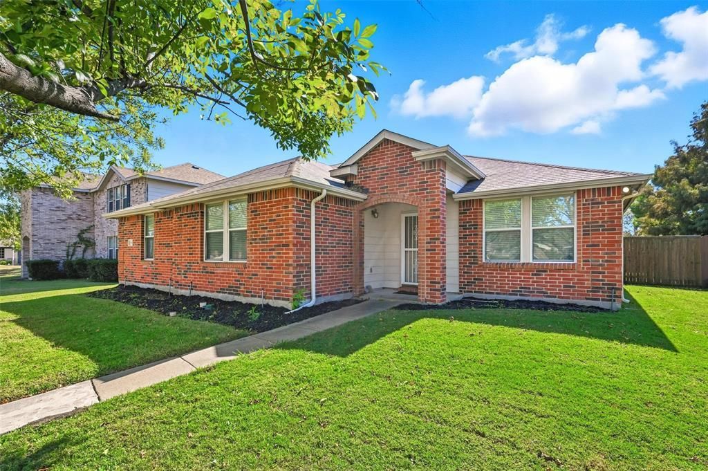 2932 Reata Drive, Wylie