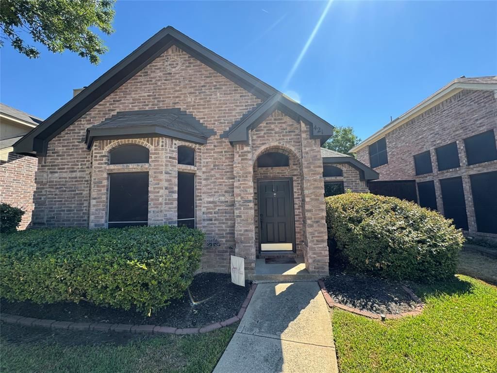 421 Leisure Lane, Coppell