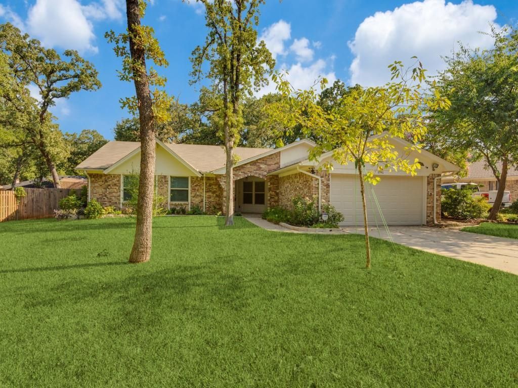 2946 Canyon Drive, Grapevine
