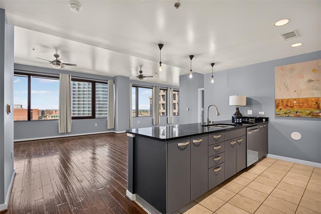 1200 Main Street 1506, Dallas
