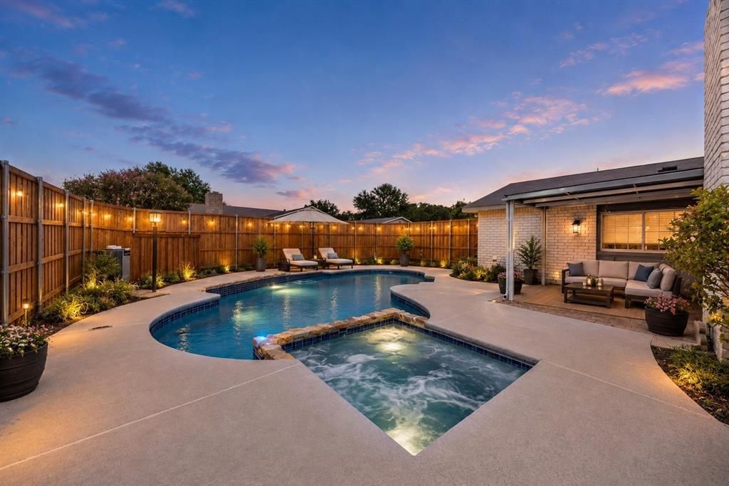 1715 Cherokee Trail, Plano