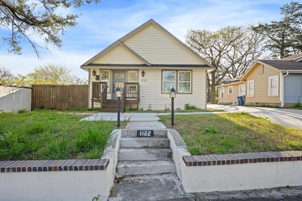 1122 S Oak Cliff Boulevard, Dallas